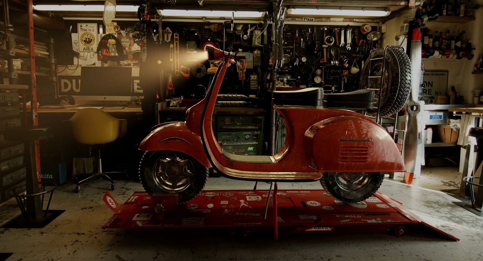 Third frame of the Vespa shot